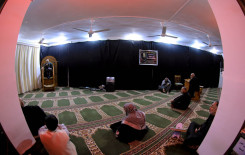 المَجمَع العلميّ يواصلُ إقامةَ مشروعِه (لِيَدَّبَّروا آياتِه) في عددٍ من مساجدِ كربلاء