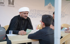 المجمع العلمي يواصل تقديم خدماته القرآنية لزائري الأربعين في بابل