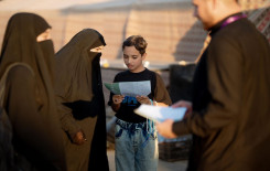 طلبة المجمع العلمي يشاركون في مشروع تعليم القراءة الصحيحة للزائرين في قضاء الهندية