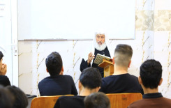 المجمع العلمي يقدِّم محاضرة تربوية لطلبة مشروع (صغارنا قرَّاء) في قضاء الهندية