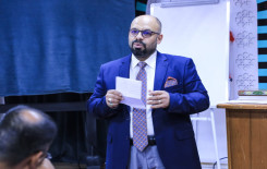 المَجمَعُ العلميّ يُجري الاختباراتَ النهائيةَ لطلبةِ مشروعِ التعليمِ القرآنيّ المستمرّ في كربلاء