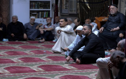 تزامنًا مع شهر المحرم.. المجمع العلمي يقيم محاضرة قرآنية ضمن مشروع (المساجد حياة) في كربلاء