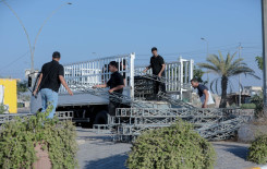 استعدادًا لزيارة الأربعين.. المجمع العلمي يباشر نصب محطات تعليم القراءة الصحيحة للزائرين في كربلاء