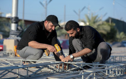 استعدادًا لزيارة الأربعين.. المجمع العلمي يباشر نصب محطات تعليم القراءة الصحيحة للزائرين في كربلاء