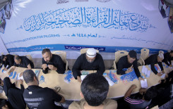 على محور بابل - كربلاء.. المجمَع العلميّ يباشر تقديم دروس تعليم القراءة الصحيحة لزائري الأربعين