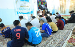 جانب من الختمات القرآنية الرمضانية المرتلة في (جامع الامام المهدي (عجل الله تعالى فرجه الشريف) - ناحية المهناوية ، حسينية أبو حلان - ناحية الحرية ، مسجد السيدة زينب (عليها السلام) - ناحية الحرية ) التي يقيمها معهد القرآن الكريم فرع النجف الأشرف التابع ل